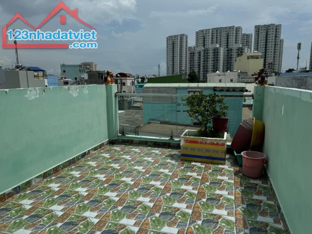 💥🏠Gấp bán, giảm sâu, Cạnh HXH, Lò Gốm, Quận 6, 52m2, 4 tầng, 3PN, rẻ bèo, chỉ nhỉnh 3 tỷ - 5