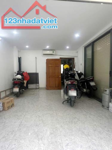 Nhà 4 tầng căn góc hẻm 2 ôtô tránh nhau Dương Bá Trạc P1Q8. Giá 11 tỷ TL - 1