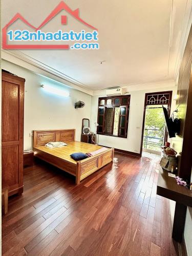 Phân Lô Khuất Duy Tiến 53M x 4T, MT: 4M Giá 19,5 Tỷ. Kinh doanh - văn phòng - 3