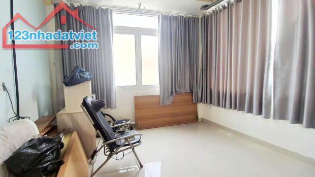 Bán nhà 4 tầng Q1 Trần Hưng Đạo,lô góc,74m2,ngang 7m,giá nhỉnh 13 tỷ - 2