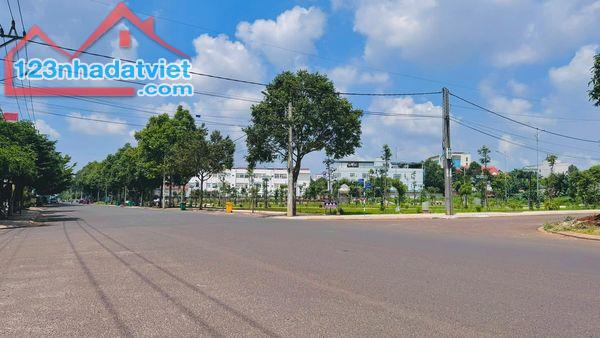 LÔ Đất Hiếm Nở Hậu View Hoa View mặt tiền Lê Văn Nhiễu khu Lê Vuj - 2