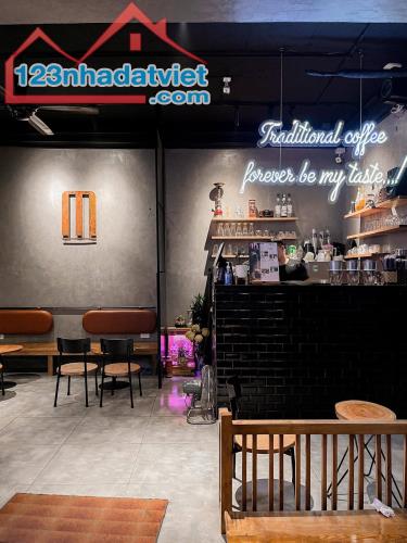 Sang nhượng MBKD café Triệu Việt Vương, 120m2, MT 20m, lô góc, gần Vincom Bà Triệu. - 1