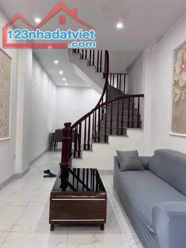 Nhà 4 Tầng 37m2 Ngõ Thông Thoáng Xây Độc Lập Ngay Gần Trục Chính - 3