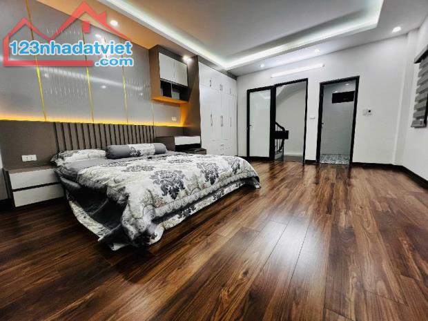 💥💥HOA HẬU THANH TRÌ 45M2 4 TẦNG - ĐẸP LUNG LINH RỰC RỠ - VIP VỀ Ở NGAY - TẶNG PHUN NỘI T