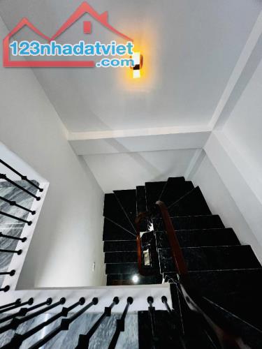 💥💥HOA HẬU THANH TRÌ 45M2 4 TẦNG - ĐẸP LUNG LINH RỰC RỠ - VIP VỀ Ở NGAY - TẶNG PHUN NỘI T - 4