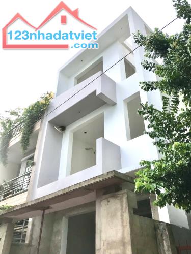 MẶT TIỀN, KHU P LÔ, Q2, 4 TẦNG, Ở NGAY, Dt 87m2 ( 5.5 x 18 ). Giá chỉ 7.55ty - 4