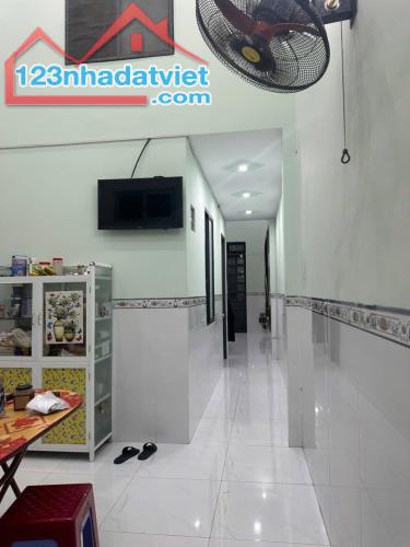 Bán nhà C4 có gác Hàn Thuyên dt 74m,Hẻm ô tô giá 3.35tyt