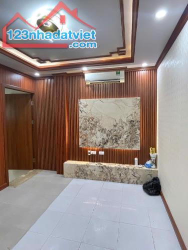 Bán căn tập thể tầng 1, 3 ngủ và 2Wc, Thanh Xuân Nam, Q Thanh Xuân, Hà Nội, Mặt đường ô