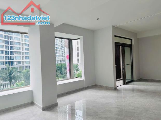 Bán Căn Shophouse vị trí ở tầng 2 tại khu Midtown Phú Mỹ Hưng - 3