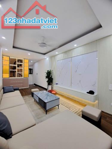 BÁN NHÀ ĐAỊ TỪ - HOÀNG MAI ,DT36M2 ,GIÁ HƠN 7 TỶ , FULL NỘI THẤT , OTO ĐỖ CỬA , PHÂN LÔ , - 3