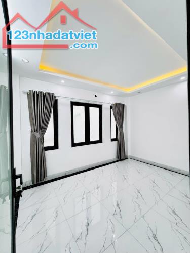 Bán Nhà TT Chúc Sơn - Ở Ngay - 36m2*3 tầng - Ô tô gần - 2