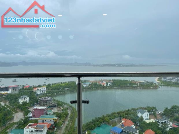 Bán Căn Hộ 2PN 72,6m2 View Biển mặt Đường Hoàng Quốc Việt, trung tâm Bãi Cháy, Hạ Long