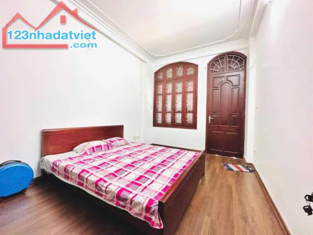 cần bán nhà ao sen hà đông 77m gíá 14 tỷ ô tô đỗ chước cửa . - 1