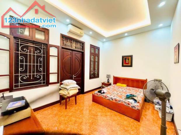 cần bán nhà ao sen hà đông 77m gíá 14 tỷ ô tô đỗ chước cửa . - 2