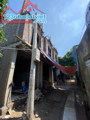 --Lên Cho Quý Anh Chị 1 Căn Lô góc 32,2m2 ( Giá Chi 3ty2) Biên Giang - Hà Đông--