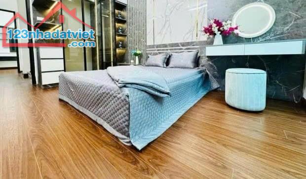 BÁN NHÀ MẶT TIỀN Đường Số- TT QUẬN 7- P. Tân Quy- DT: 54 M2 KHU VỰC KD SẦM UẤT- GIÁ RẺ - 2