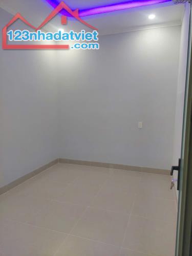 BÁN NHÀ GẦN CHỢ THANH HÓA, DT100m2, 3PN, SX.HƠI, ĐƯỜNG XE HƠI, MỚI HOÀN THIỆN - 4