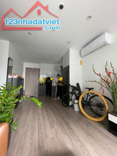 Chính chủ cần bán căn 2pn- 59m2 full nội thất cao cấp toà GS3 Vinhomes Smart City, Tây Mỗ