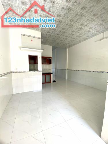 Nhà Tân Hiệp -92m² - 2,9 Tỷ - Hẻm xe hơi - 1