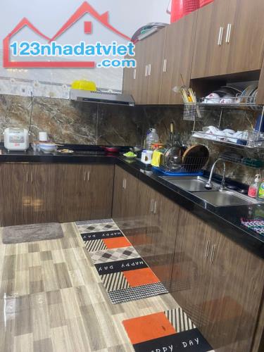 ♣ Nhà Kiệt 4m thẳng 40m ra Đường 2 Tháng 9, Hải Châu, 62m2, 2 tầng Chắc Đẹp, Kinh Doanh, - 2