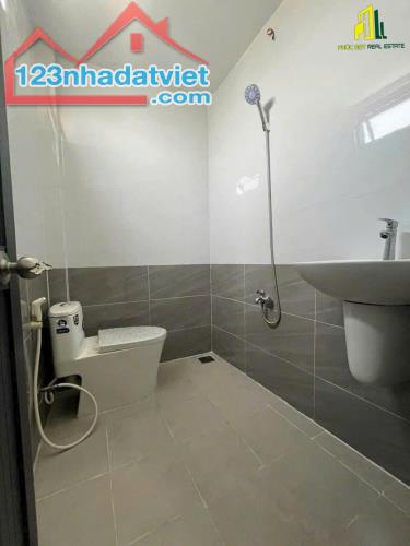 Chỉ 2,1tỷ sởhữu nhà 1T1L 65m2 mới xây tại Bửu Hòa,đường ôtô vào tận cửa,cách B-H-Nghĩa 80m - 3