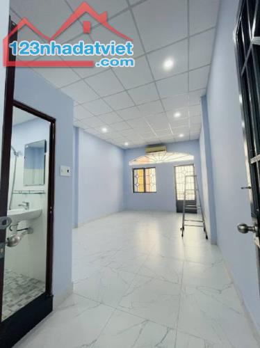 Nhà mới CÁCH MẠNG THÁNG TÁM TÂN BÌNH - DT60m2 - AN NINH  - DÂN TRÍ - 2