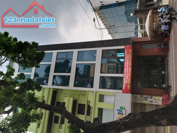 Cho thuê nhanh căn nhà 120m2, 5 tầng, thang máy, 27 triệu tại Trịnh Văn Bô