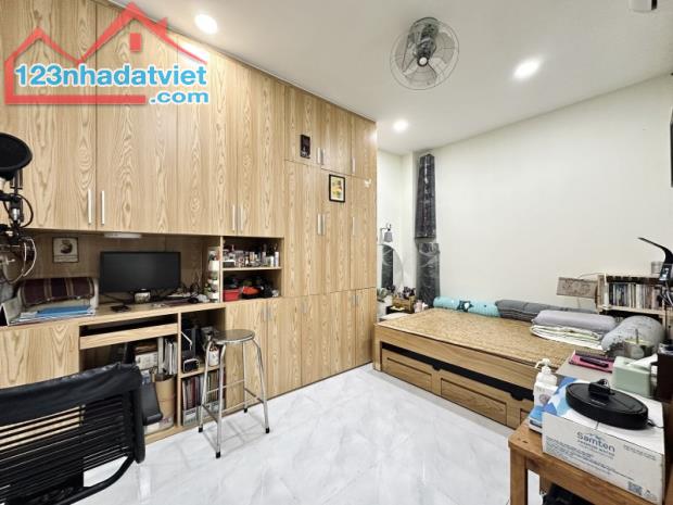Gấp bán nhà Phú Nhuận giá 12.5 tỷ, ô tô thông Mt Nguyễn Văn Trỗi, dt đất 133m2. - 3