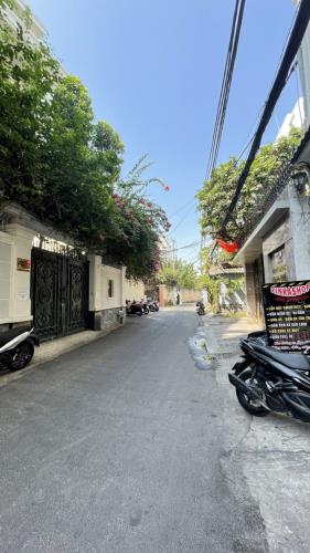 Gấp bán nhà Phú Nhuận giá 12.5 tỷ, ô tô thông Mt Nguyễn Văn Trỗi, dt đất 133m2. - 4