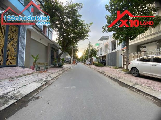 Bán nhà thô 1 trệt 2 lầu KDC Bửu Long, Biên Hoà giá tốt chỉ 4tỷ7 - 2