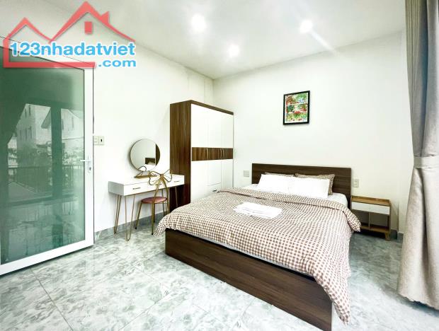 CHO THUÊ VILLA SÂN VƯỜN HẺM Ô TÔ VẠN THÀNH PHƯỜNG 5 ĐÀ LẠT, 6PN FULL NỘI THẤT 25TR - 4