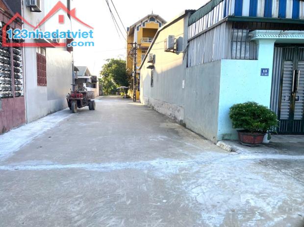 📣📣📣CHỈ NHỈNH 1 TỶ XÍU SỞ HỮU NGAY LÔ ĐẤT 60m2 FULL THỔ CƯ, NGAY KHU PHÂN LÔ J106 ( ĐANG