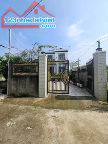 Cần bán nhà riêng 252m2 giá 5,9 tỷ tại 1564 Đường Bùi Thị Xuân Phường Tân Bình Dĩ An - 1