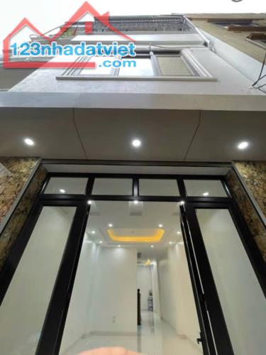 Nhà đẹp 4 ngủ ở ngay, 50m2, 7 tỷ, Nguyễn Cao, Hai Bà Trưng