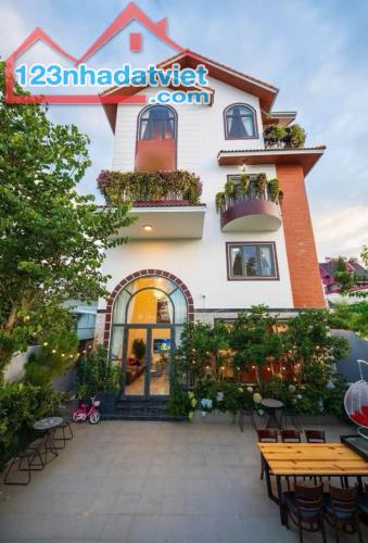 Bán Villa Trịnh Hoài Đức, P. 11, Đà Lạt SIÊU XINH CHỈ 12,8 TỶ