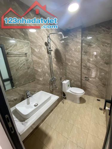 Bán nhà phố Vũ Tông Phan - Khương Hạ nhà đẹp nội thất sang trọng giá 5,8 tỷ - 2