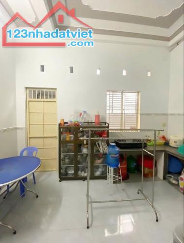 65. Nhà mặt tiền 11Tr/Tháng-3Pn 2Maylah Kdc 91B - 4