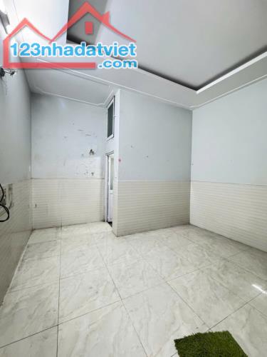 Nhà hẻm Liên Khu 5-6,Bình Hưng Hòa B dt 72m2 1 lầu 4pn 3wc giá 3,45 tỷ - 2