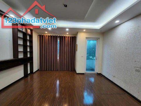 Phố Ao Sen 60m2, 4 tầng, nhỉnh 11 tỷ. Ở Ngay - PHÂN LÔ - Ô TÔ VÀO NHÀ - KINH DOANH - DÂN - 2