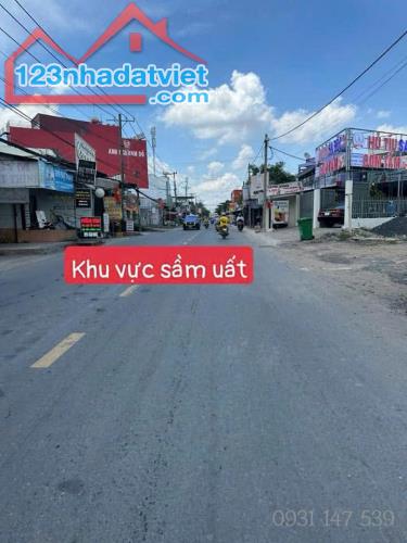 CÒN 3 LÔ ĐẤT MẶT TIỀN VỊ TRÍ CỰC ĐẸP NGAY CHỢ BÌNH CHÁNH GIÁ 700TR , NHANH MỚI KỊP KHÁCH Ơ - 1