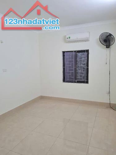 BÁN NHÀ PHỐ Hồng Mai, HAI BÀ TRƯNG 20m, 3T, MT2.2m,  2.8 TỶ - 2