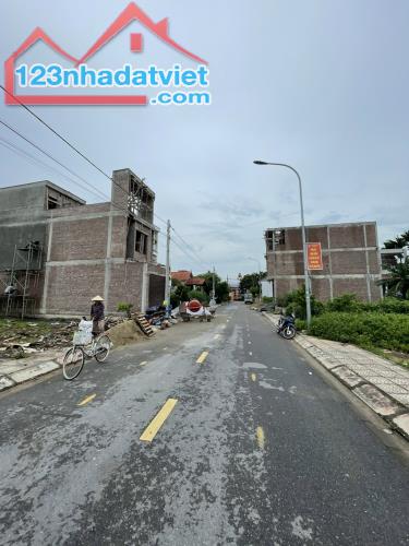 Bán lô đất đầu mặt đường 81 Tân Thành, Dương Kinh, Hải Phòng - Diện tích : 90m2 - 3