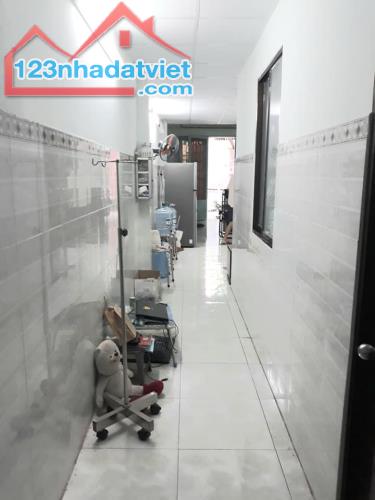 Bán nhà mặt tiền Trần Hưng Đạo-cạnh Kho Bạc+trường học-sổ nở hậu-kinh doanh cực tốt - 2