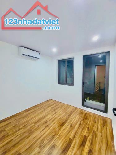 Căn nhà tài chính vừa tiền, đối diện khu Vinhomes Metropolis Liễu Giai, quận Ba Đình. - 4