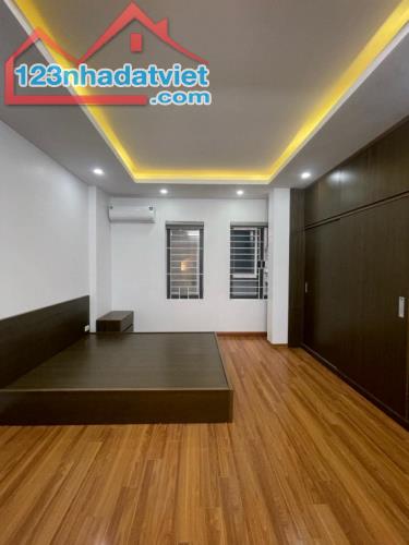 Nhà dân xây đẹp , Vị trí vàng trung tâm Quận Hai Bà Trưng , Diện tích 40 m² - 5.8 Tỷ - 2