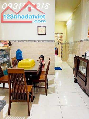 Mặt tiền hẻm kinh doanh 258 Dương Bá Trạc 4x22 88m2 chỉ 10 tỷ 3 - 3