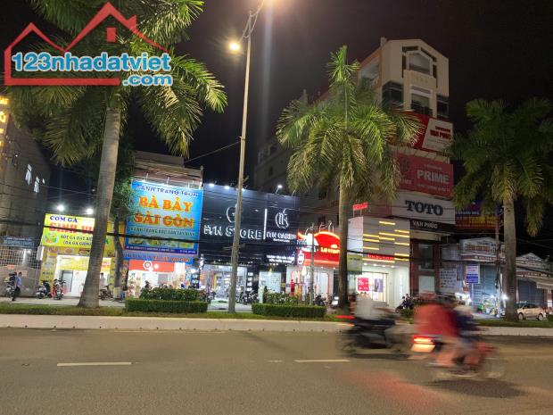 Bán 2 căn nhà rộng rãi mặt tiền 3 tháng 2 gần hẻm 51, Ninh Kiều, Cần Thơ - 35 tỷ - 4