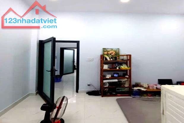 Bán nhà hẻm ba gác, Trần Thánh Tông, Tân Bình, 5.8m x 8m, 41 m², 4 PN - Giá 4.85 tỷ TL - 2