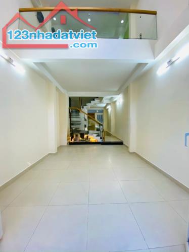 Bán Nhà Đẹp Phú Nhuận, Hẻm 4m, Gần Huỳnh Văn Bánh, 4 x13, 5 Tầng, 7 Phòng ngủ, Nhỉnh 7 Tỷ - 1