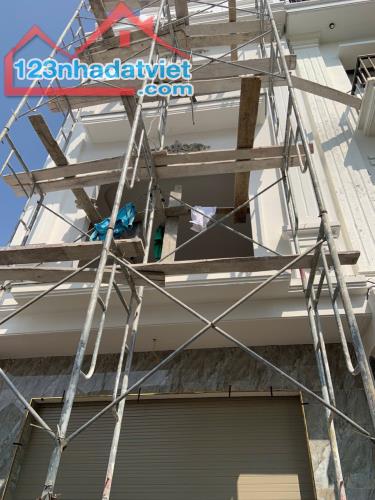 Bán nhà 3 tầng xây độc lập tại Đồng Hoà, Kiến An. Ngõ ô tô